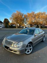 Mercedes-Benz 270 NEU TÜV - scheckheftgepflegte Mercedes 270