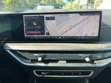 BMW X7 - 10