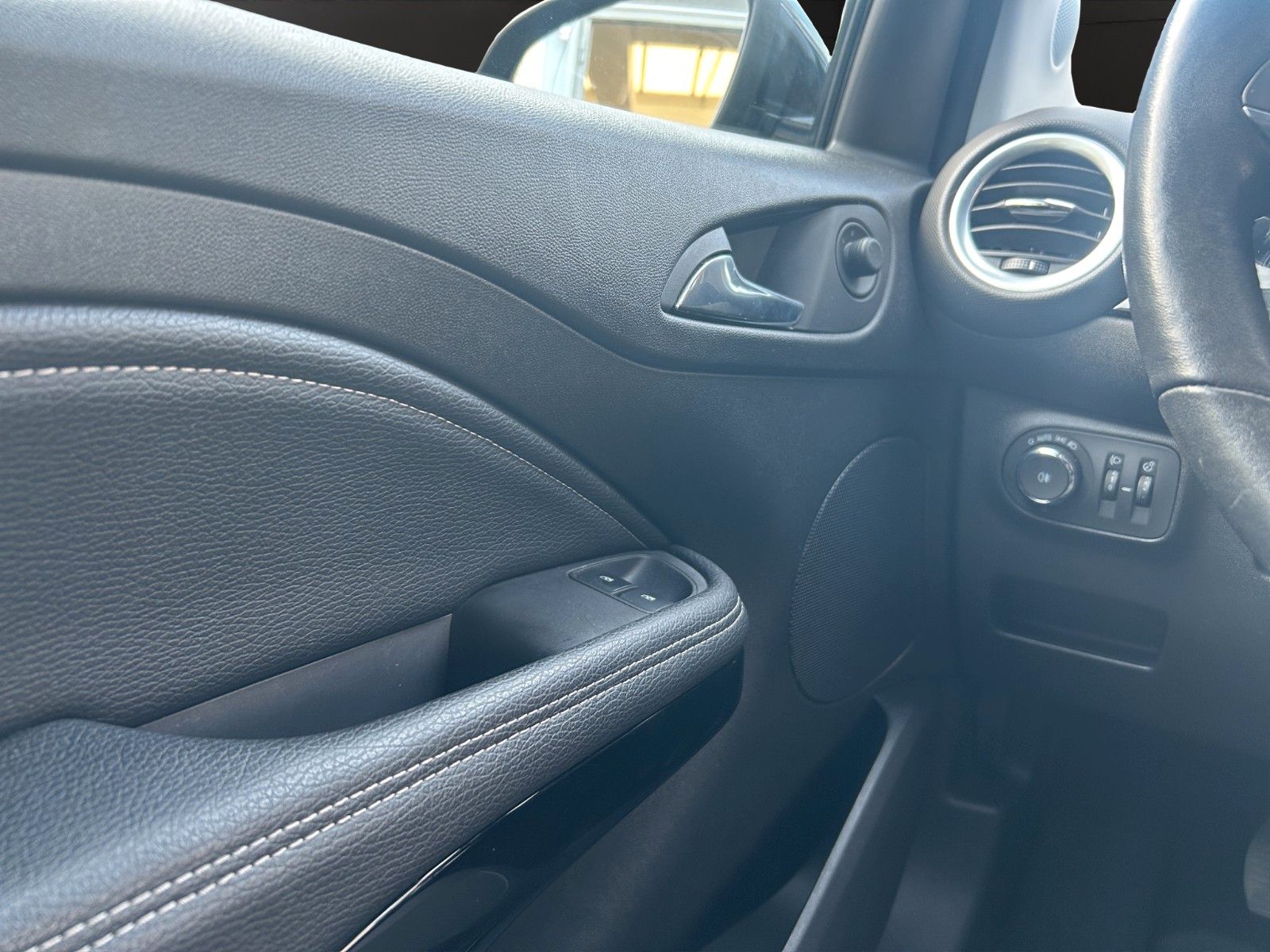 Fahrzeugabbildung Opel Adam 120 Jahre Klima/Parksensor/Tempomat/