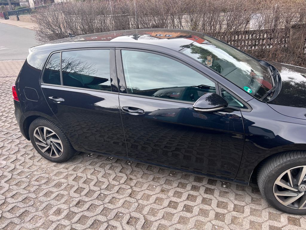 Image of Volkswagen Golf
