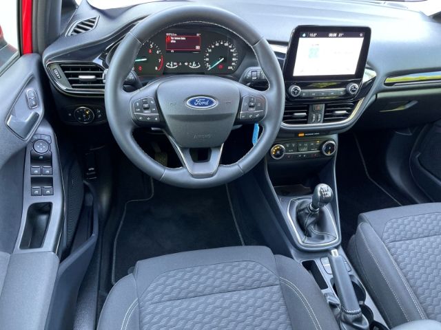 Fahrzeugabbildung Ford Fiesta 1.0 EcoBoost Titanium Sitzheizung, Einpar