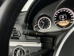 MERCEDES-BENZ E 200 CGI / NUR 54.tKM / GARANTIE / 2.HD MERCEDES-BENZ E 200 CGI / NUR 54.tKM / GARANTIE / 2.HD