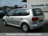 Volkswagen Touran 1.6 TDI DPF Trendline - gebrauchte VW Touran aus dem Jahr 2011