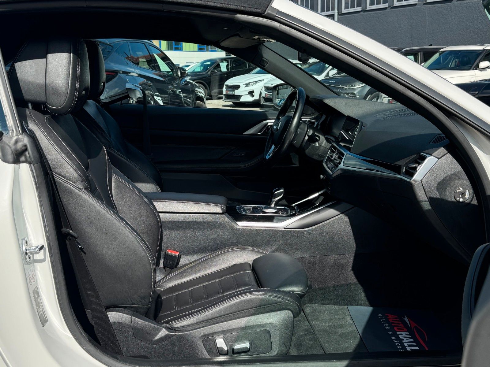 Fahrzeugabbildung BMW 420i Cabrio Aut. Memory Leder CAM HiFi AHK