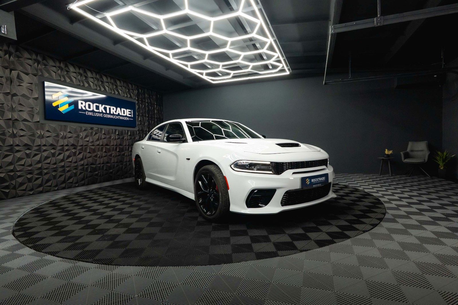 Fahrzeugabbildung Dodge Charger 3.6 4x4 SRT Styling *Kamera*LED*20 Zoll*