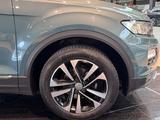 Volkswagen T-Roc IQ.DRIVE Klima Navi ACC MirrorLink AHK LED - : Geländewagen, Dr