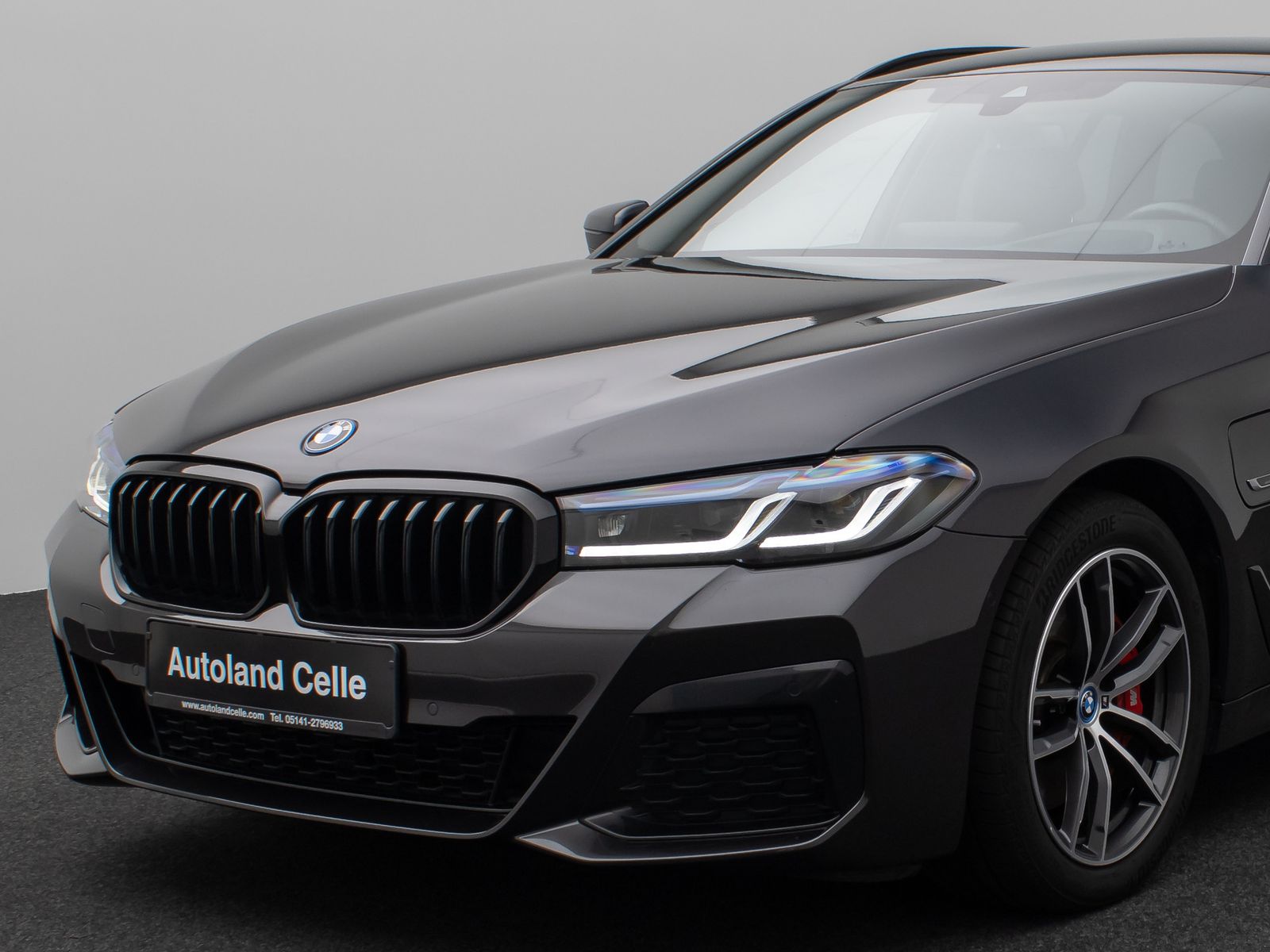 Fahrzeugabbildung BMW 530e M Sport HUD Kamera DAB Memory Laser AHK H/K