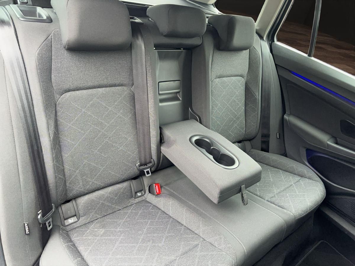 Golf Variant Life 2.0 TDI DSG AHK NAVI ACC LED