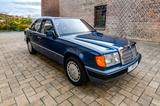 Mercedes-Benz 300 E Limo*2.Hand*Top!*H-Kennz.*Tüv neu* - Mercedes-Benz 300 in Frankfurt (Main)