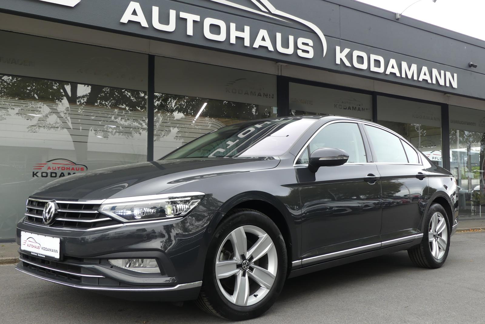 Volkswagen Passat Elegance*ACC*Leder*Kamera*BLIS*MATRIX-LED