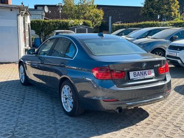 BMW 320 - 4