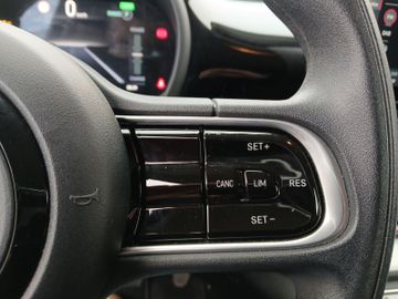 Fiat 500e Action +SHZ+SoundSys+SpurH+AUTOMATIK