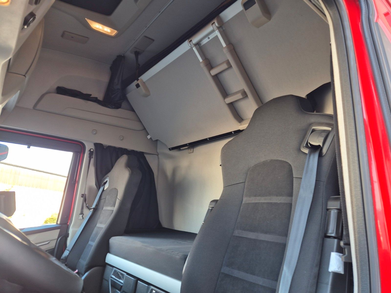 Fahrzeugabbildung Iveco AS260S50Y/FS Schwenkwand LBW 2xAHK CAM Intarder