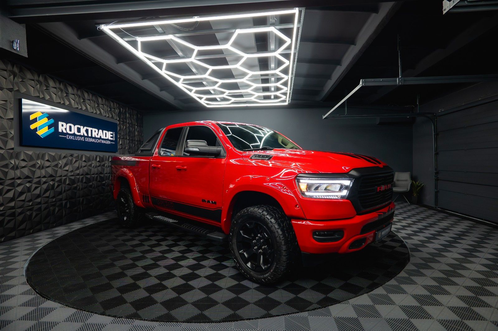 Fahrzeugabbildung Dodge RAM 5.7 V8 HEMI 4x4 RED DEVIL Offroad LONGBED