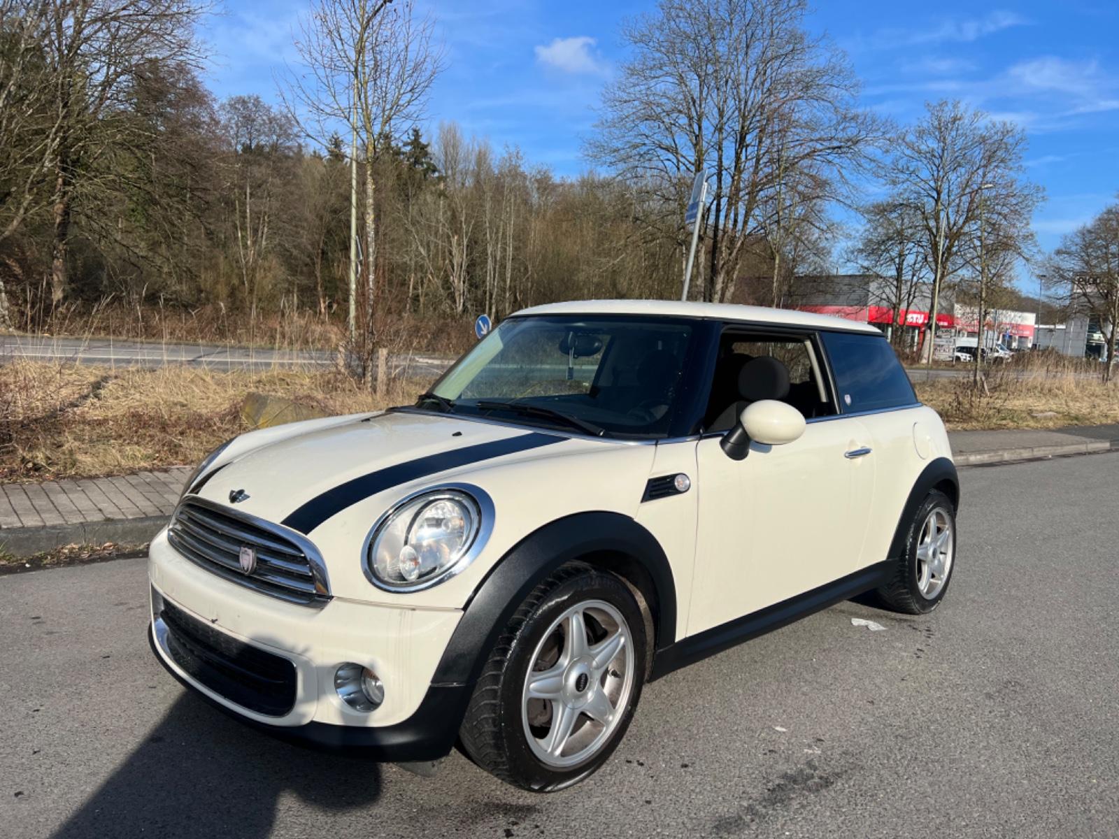 MINI ONE Mini One 1,6 PEPPER *KLIMATRONIK*EURO5*