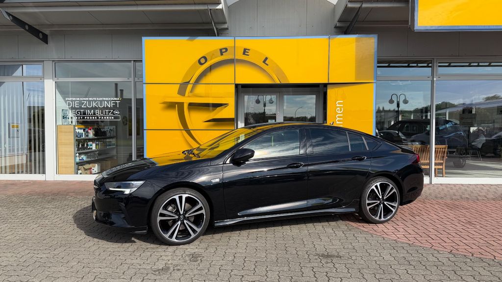2022 Opel Insignia