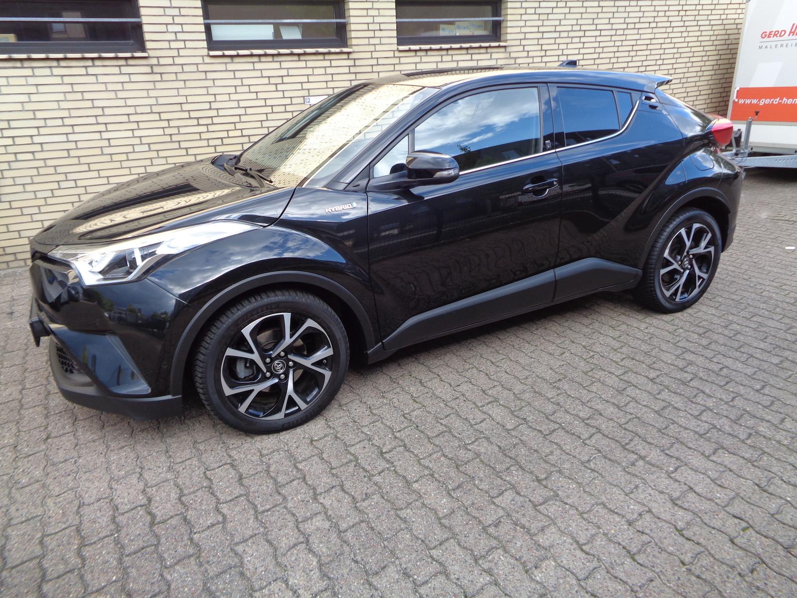 Toyota C-HR 1.8 Team D, Autom., Navi, Kamera
