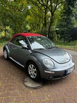 Volkswagen New Beetle 1.6 Cabriolet TÜV NEU!!! Käfer  - graue Volkswagen New Beetle