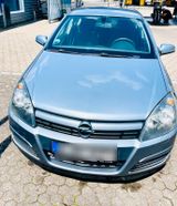 Opel Astra - Opel Astra aus 2005 mit Diesel-Antrieb