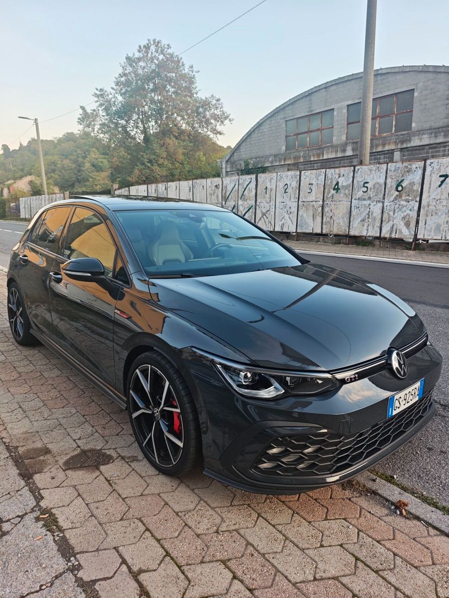 Volkswagen Golf GTI 8 491cv full 21' imagem 2
