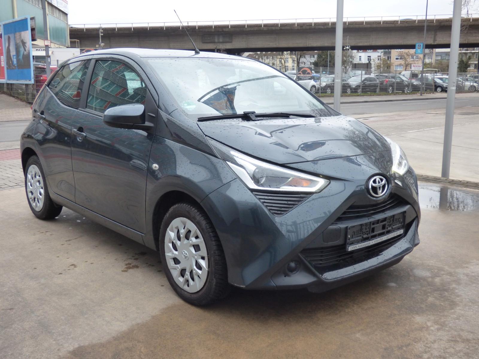 Toyota Aygo AYGO x-play