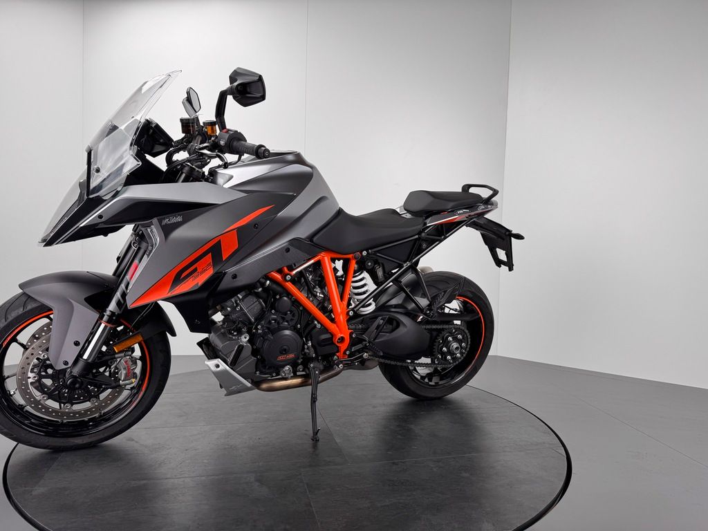 Fahrzeugabbildung KTM 1290 SUPER DUKE GT *1.HAND *TOP-ZUSTAND