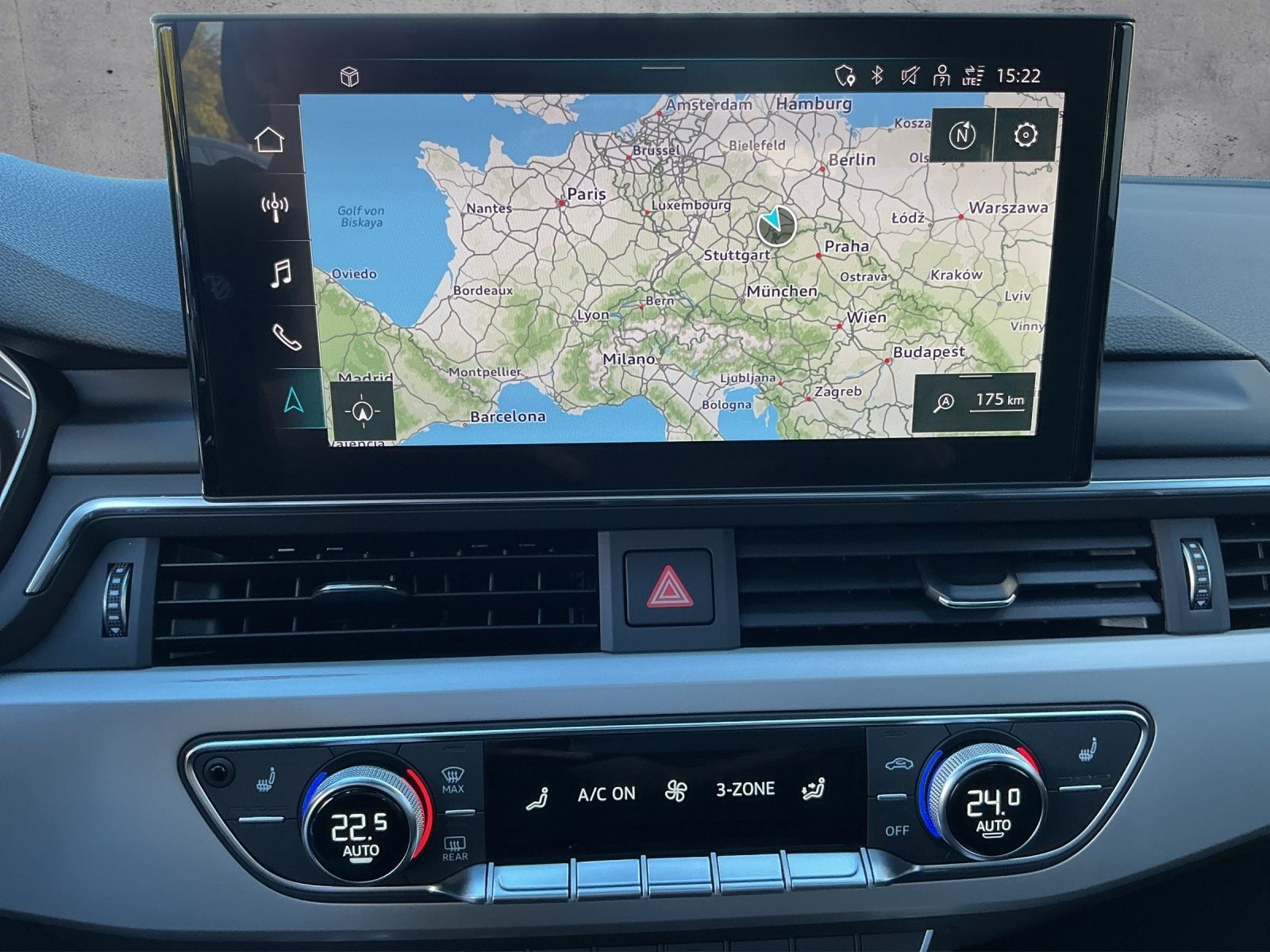 Audi A4 - Bild 15
