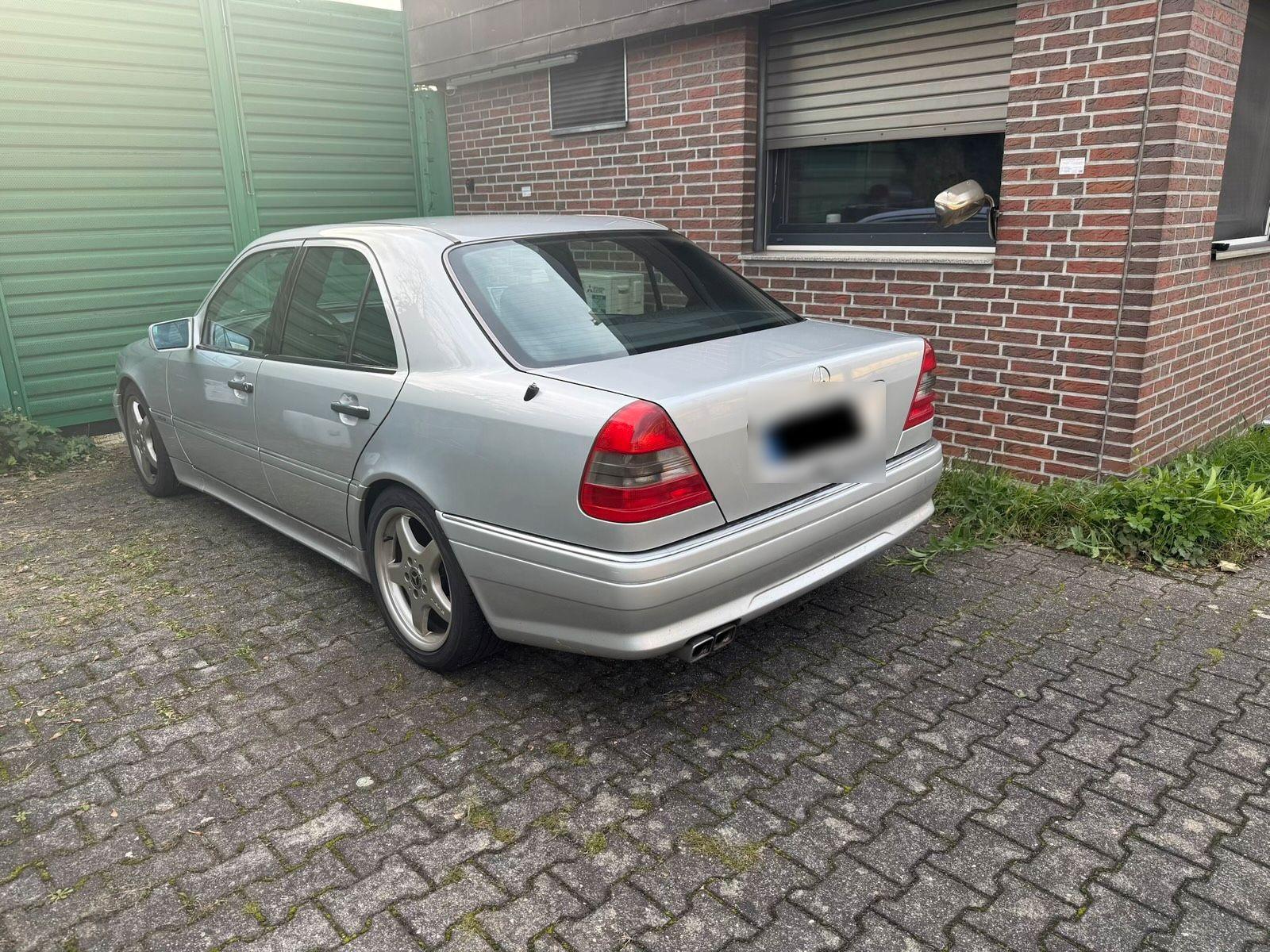 Mercedes-Benz C 280
