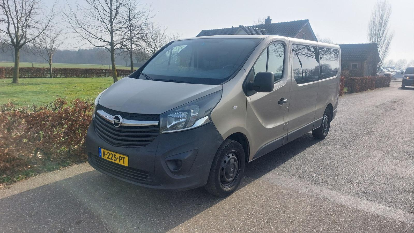 Opel Vivaro 1.6 CDTI L2H1 DC Edition AIRCO/NAVI BJ 20