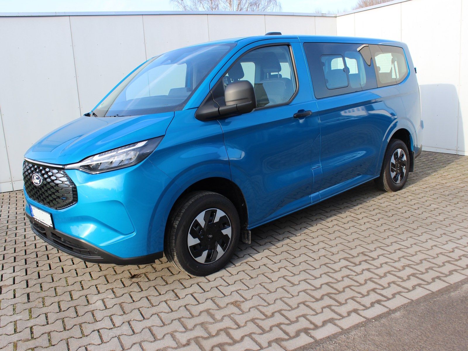 Fahrzeugabbildung Ford Transit Custom E 340 L1 RWD Trend