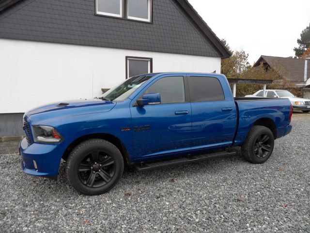 Dodge RAM 5.7 Sport, Hemi, 4x4 Crewcab, erst 49800 KM