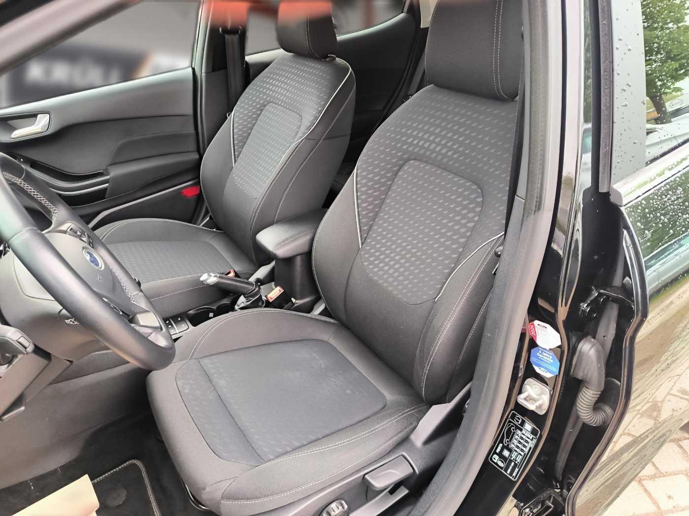 Ford Fiesta Titanium+Navi+Allwetter+AHK