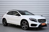 Mercedes-Benz GLA 200 AMG Line+Night-Paket+Kamera+Pano - Mercedes-Benz GLA 200: Limousine