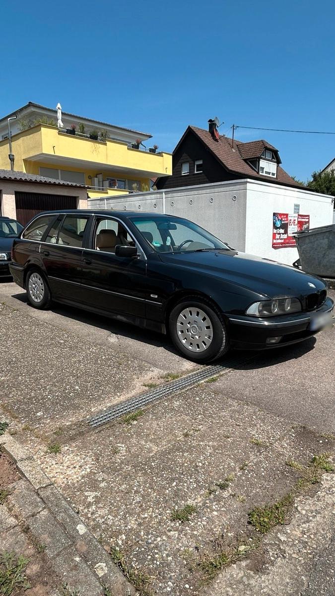BMW 528