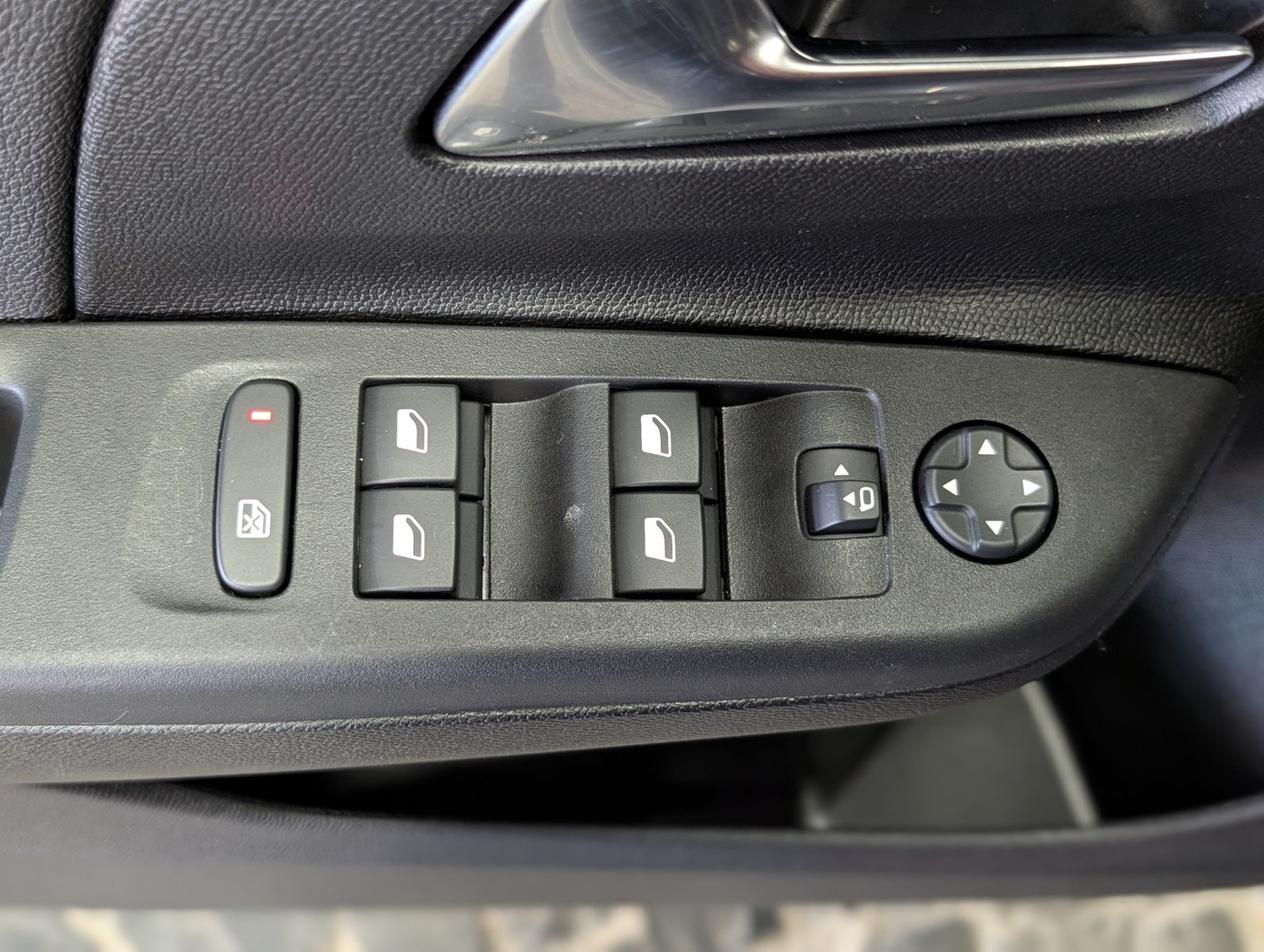 Fahrzeugabbildung Opel Corsa F 1.2T GS TECH LED KAM SHZ VIRT APP BHL LM