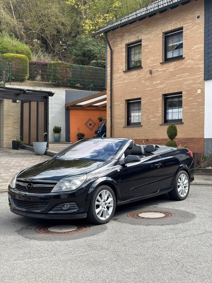 Opel Astra H Twin Top Cosmo