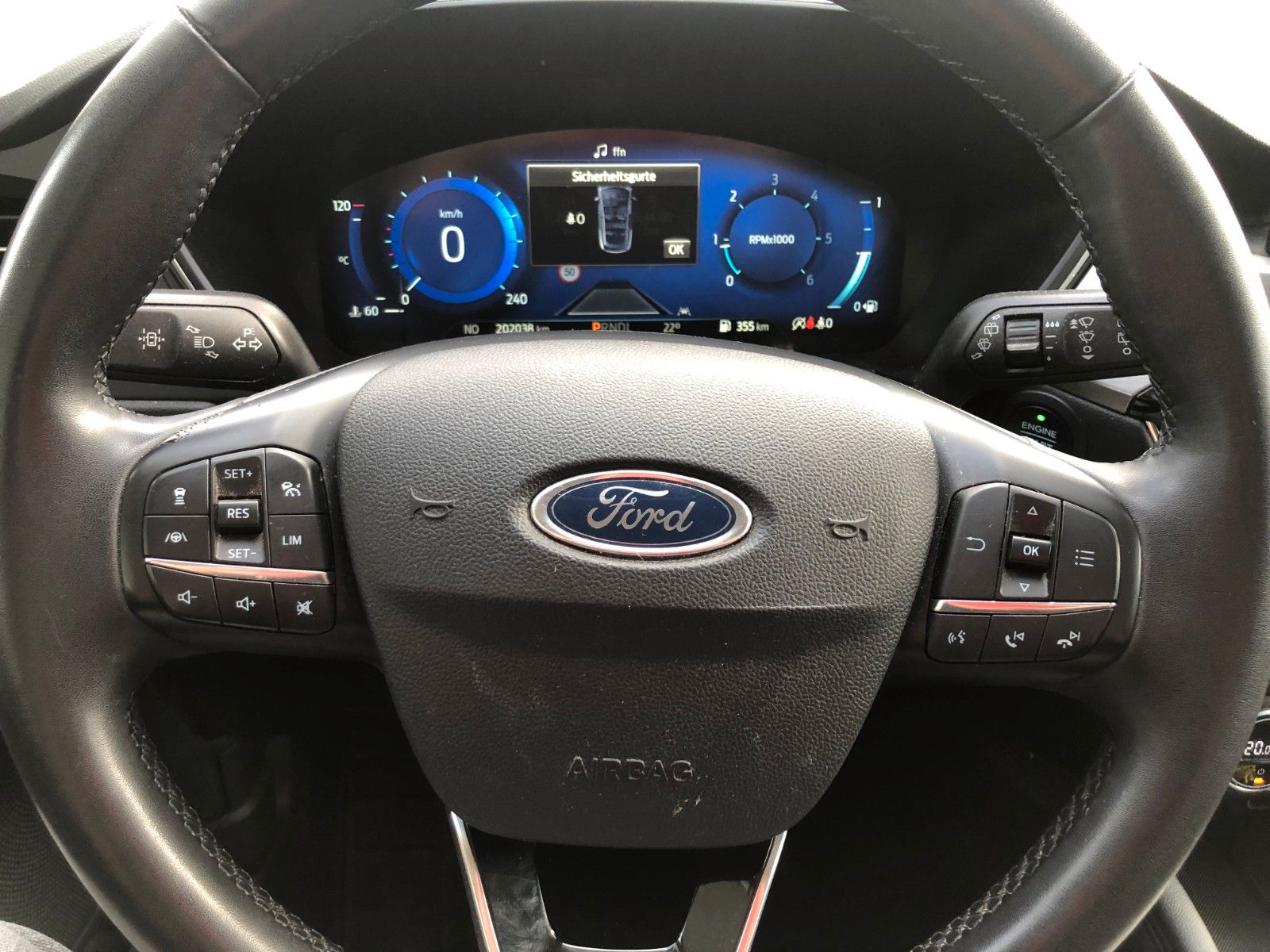 Fahrzeugabbildung Ford Kuga Titanium X Automatik