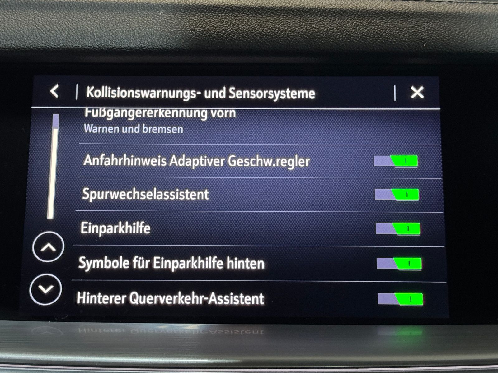 Fahrzeugabbildung Opel Insignia B Sports Tourer GSi 4X4 OPC PERFORMANCE