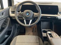 BMW 218 Active Tourer - Vorschau Bild 13