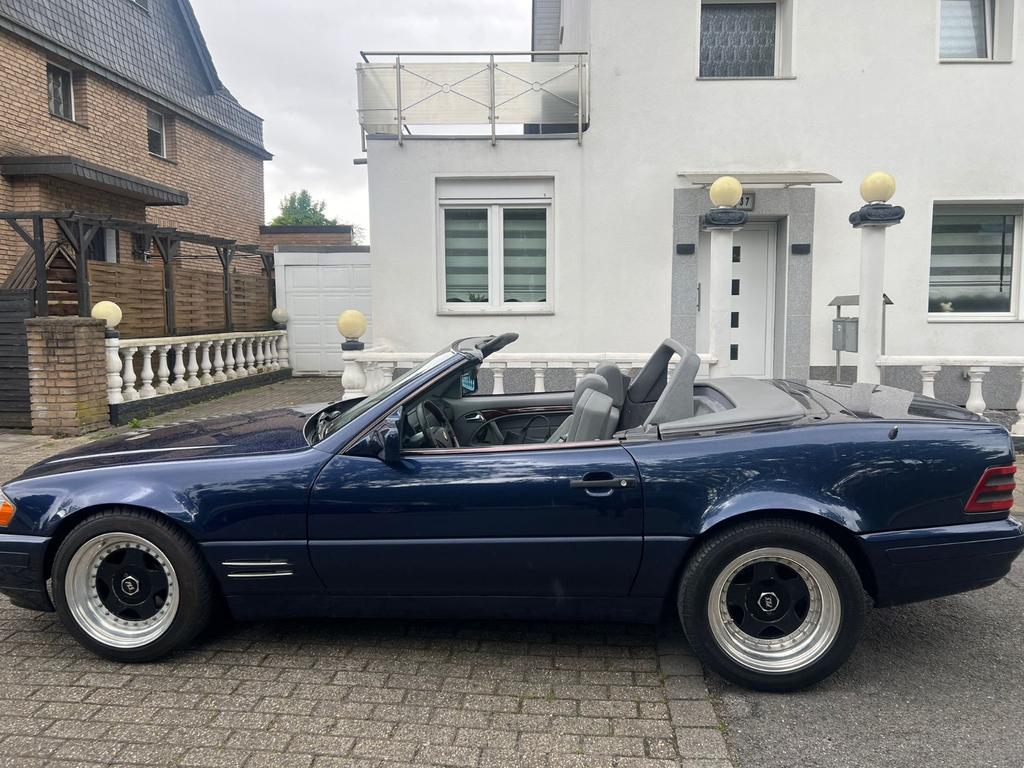 Mercedes-Benz SL 320