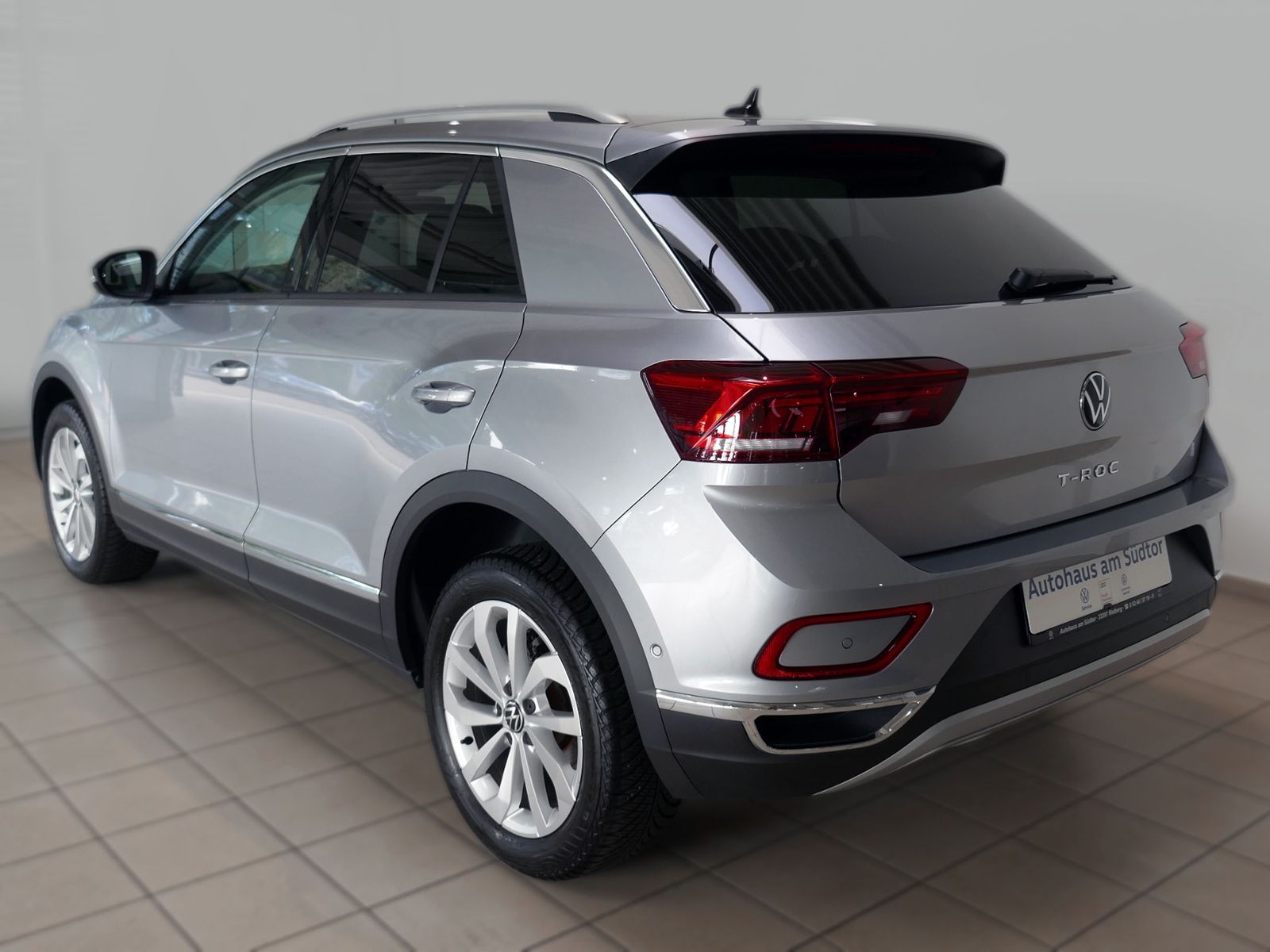 Fahrzeugabbildung Volkswagen T-Roc Style 2.0 TDI DSG | LED AHK RFK ACC Navi