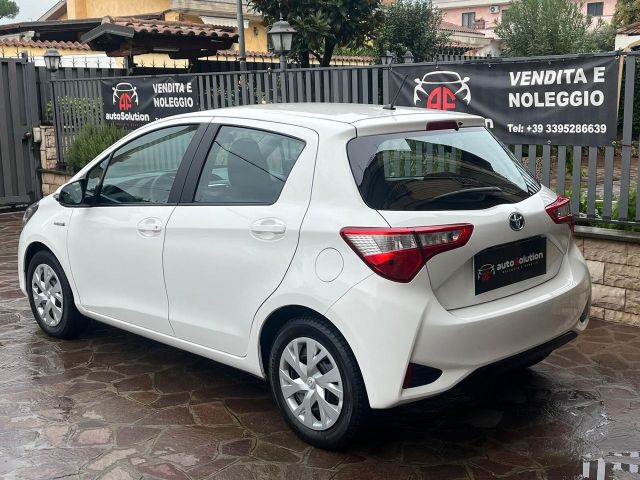 Toyota Yaris 1.5 Hybrid 5 porte Style adatta neo