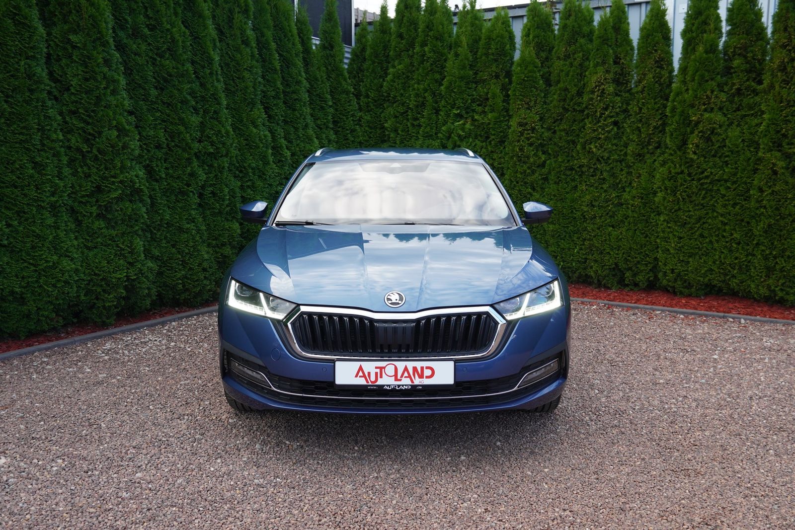 Skoda Octavia Combi 1.5 TSI Style LED AHK Tempomat USB imagem 3