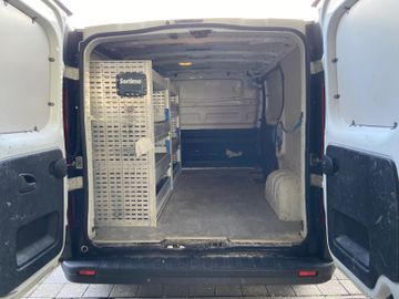 Opel Vivaro - 9