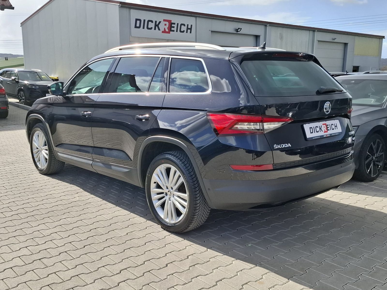 Fahrzeugabbildung SKODA Kodiaq 2.0 TDI 4x4 PANO*StandH*LEDER*CANTON*AHK