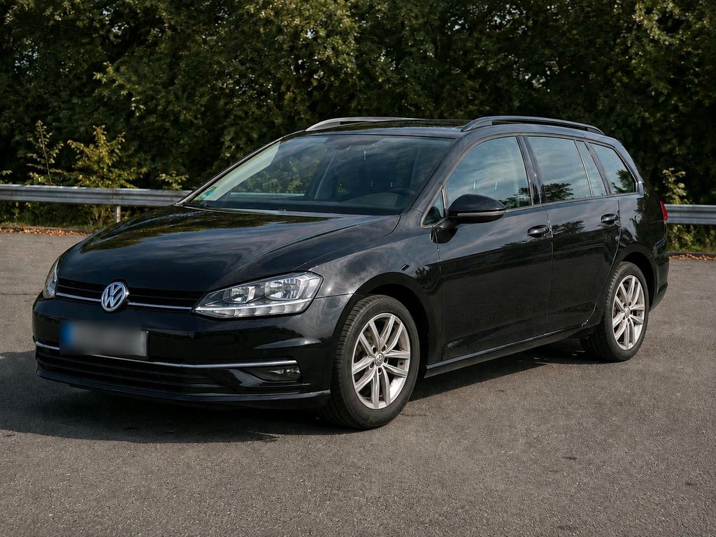 Image of Volkswagen Golf