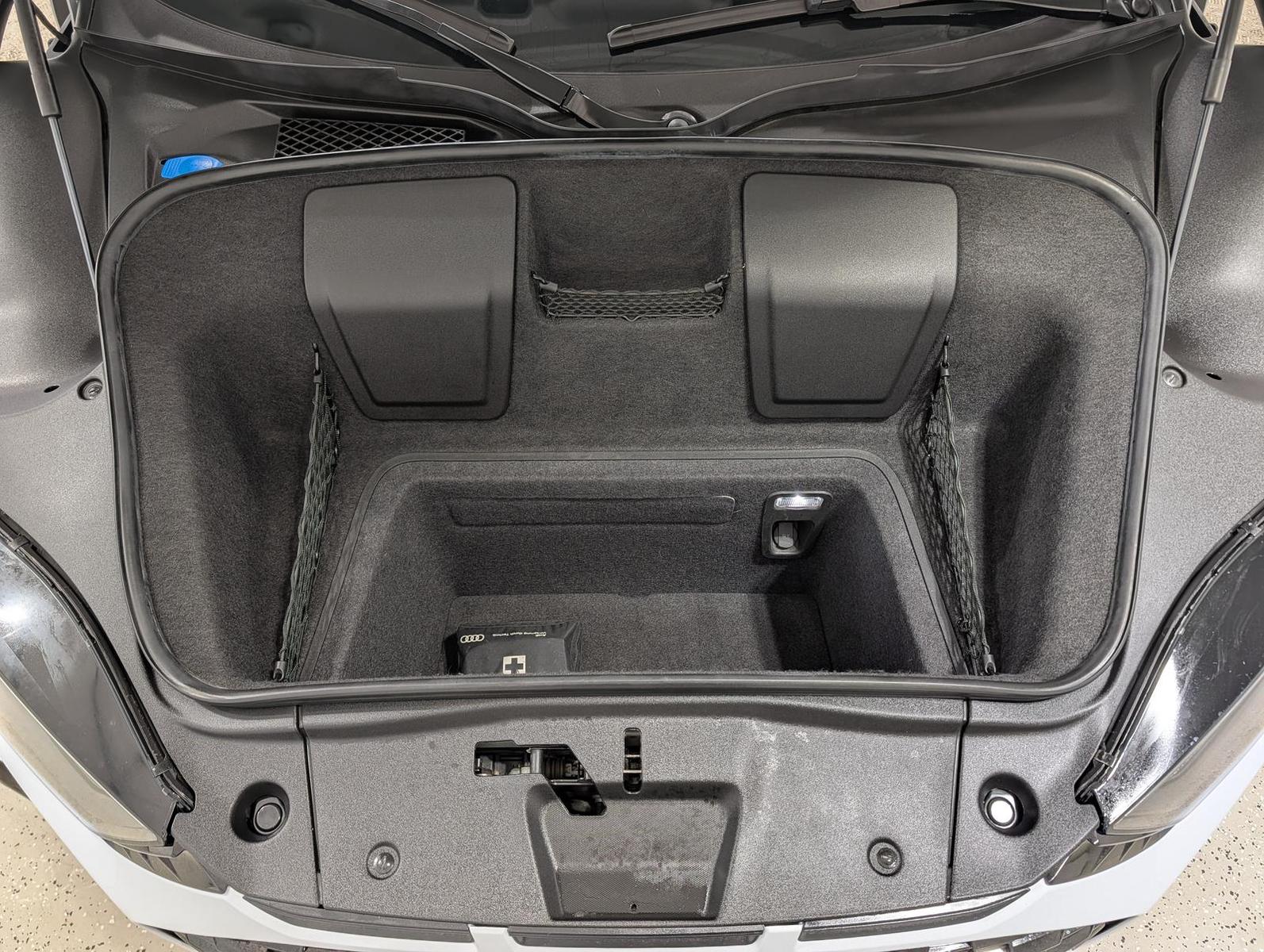 Audi R8 Coupe 5.2 V10 quattro Performance UPE: 234.6€