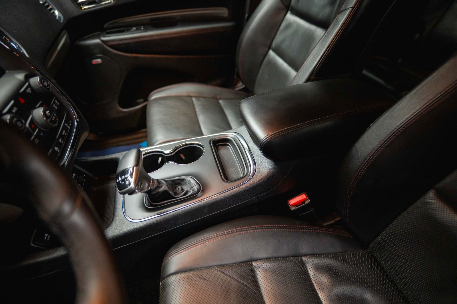 Fahrzeugabbildung Dodge Durango 3.6 V6 R/T 4x4 Night-Paket SRT Styling