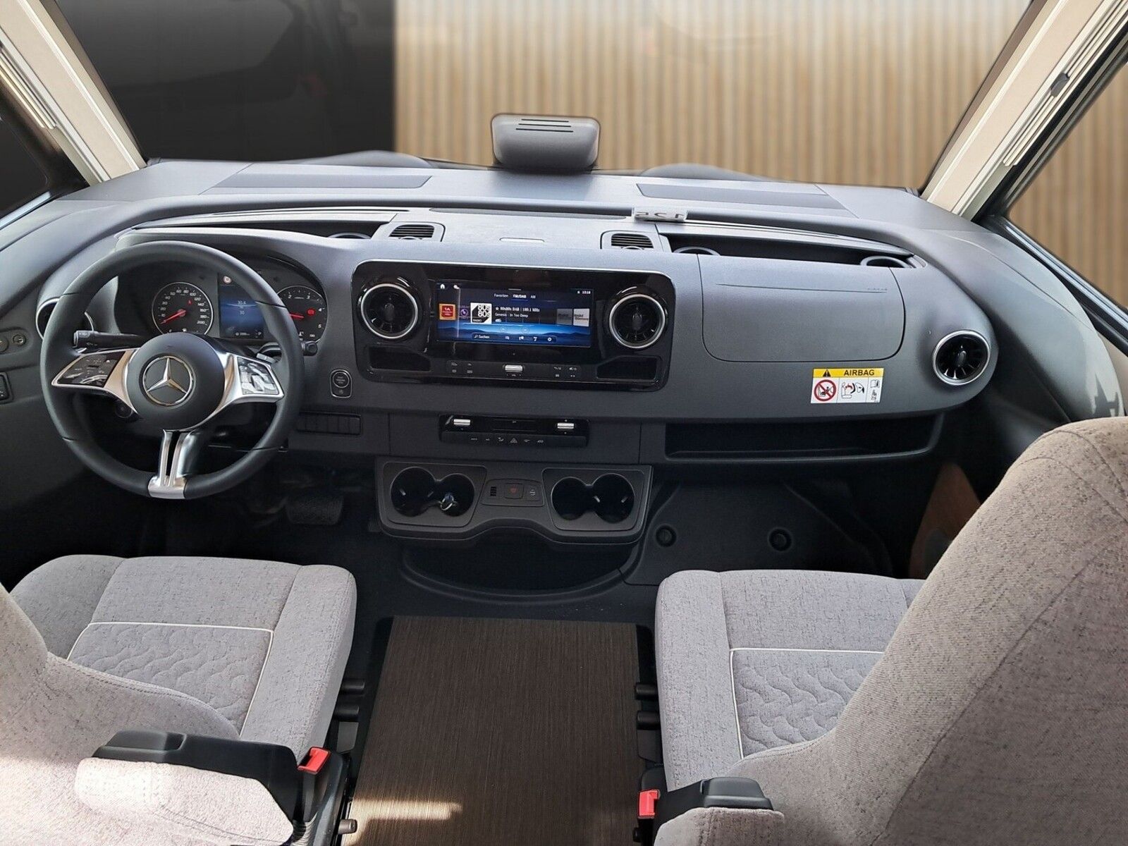 Fahrzeugabbildung Carthago C2-tourer I 145 RB LE comfort Navi, TV, Markise