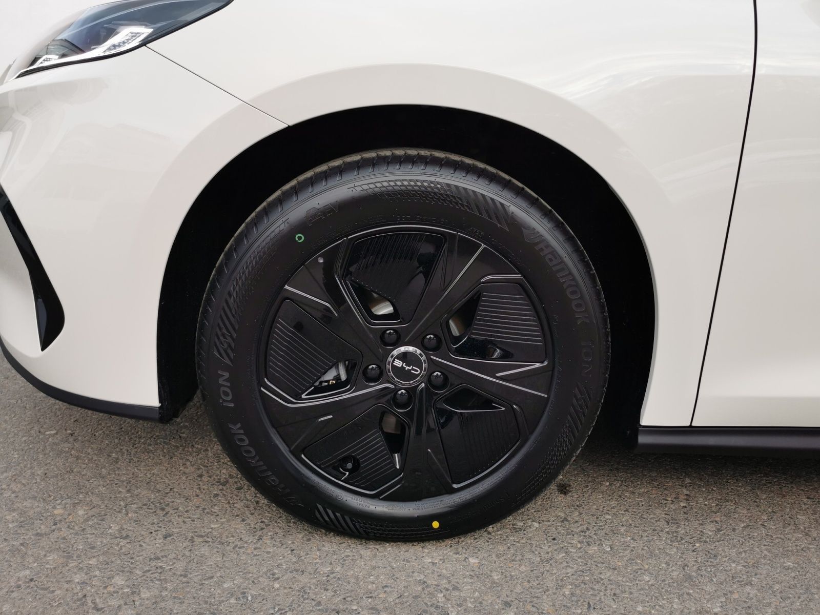 BYD SEAL 6